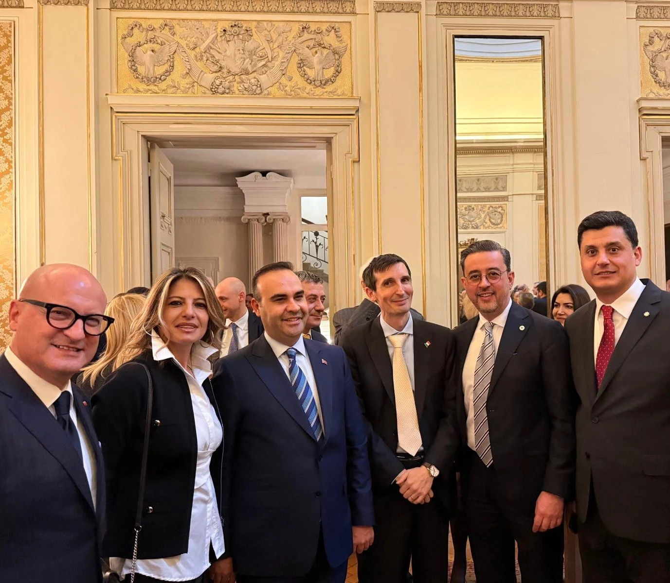 Pietro Alba, Adolfo Urso ve Fatih Kacır ile birlikte, Türkiye’deki önde gelen İtalyan girişimcileriyle bir araya geldi